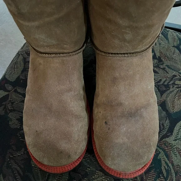 UGG Men's Classic Short Boots with Red Sole - Picture 2 of 11